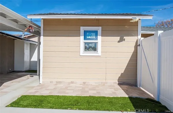 $2,800 | 6781 Jacaranda Avenue, Fontana, CA 92336