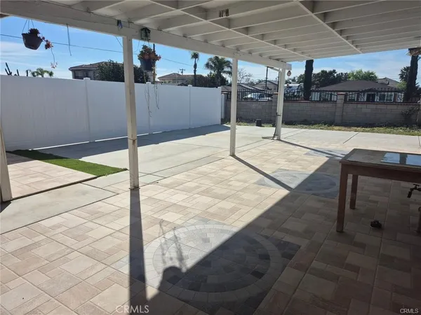 $2,800 | 6781 Jacaranda Avenue, Fontana, CA 92336