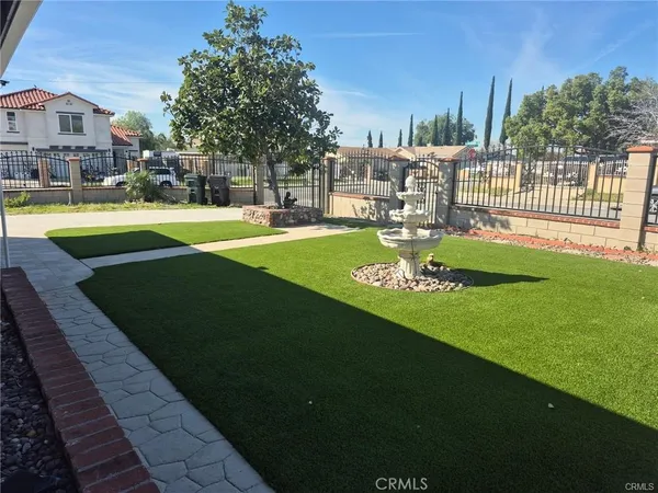 $2,800 | 6781 Jacaranda Avenue, Fontana, CA 92336