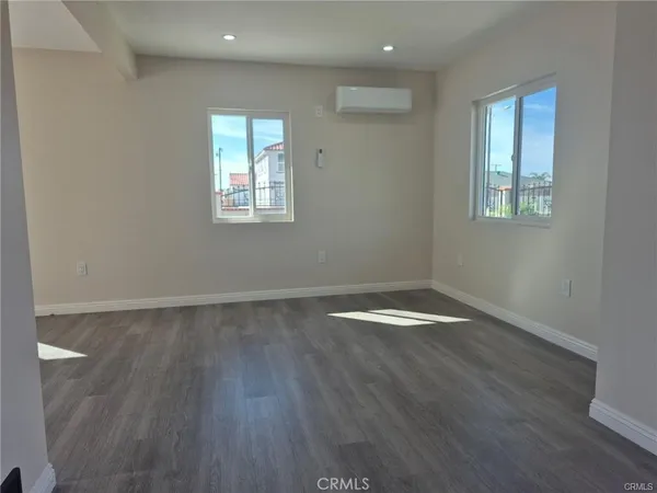 $2,800 | 6781 Jacaranda Avenue, Fontana, CA 92336