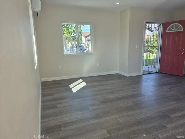 $2,800 | 6781 Jacaranda Avenue, Fontana, CA 92336