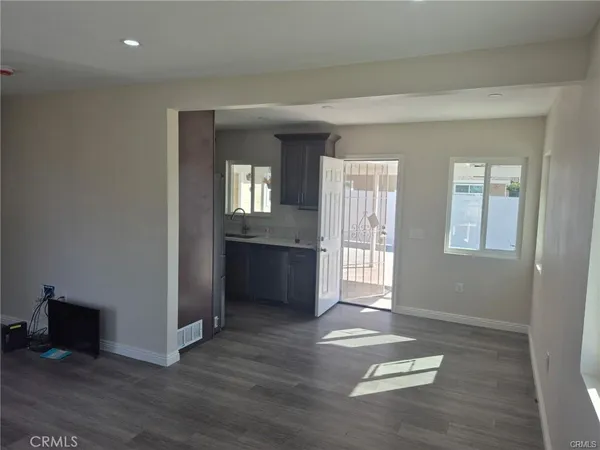 $2,800 | 6781 Jacaranda Avenue, Fontana, CA 92336