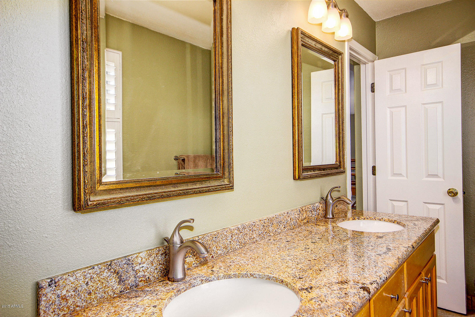 114 South Muleshoe Road Apache Junction, AZ 85119 - Photo 25 of 34 Master Bath