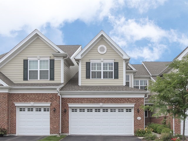 1253 Falcon Ridge Drive Elgin, IL 60124 - Photo 2 of 22
