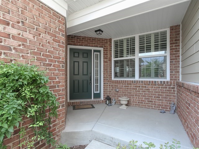 1253 Falcon Ridge Drive Elgin, IL 60124 - Photo 3 of 22