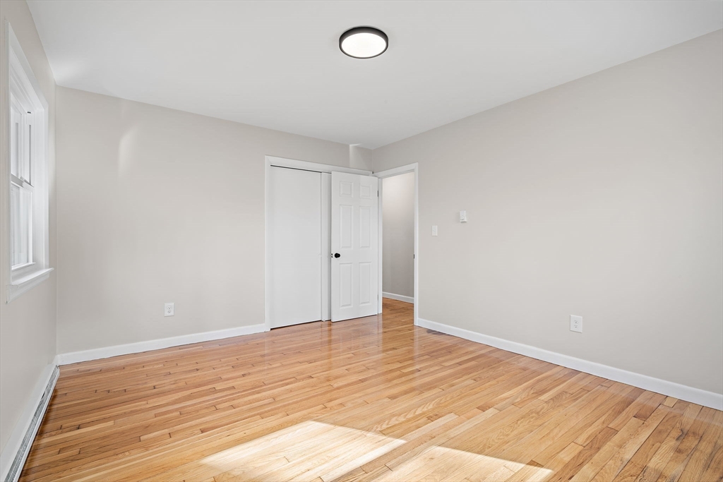 53 Little Turnpike Road Shirley, MA 01464 - Photo 17 of 32