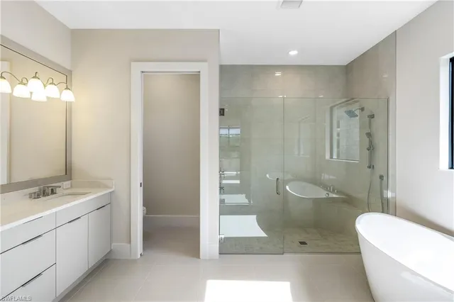 $1,925,000 | 9653 Moonflower Lane, Naples, FL 34114