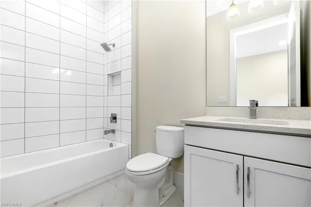 $1,925,000 | 9653 Moonflower Lane, Naples, FL 34114