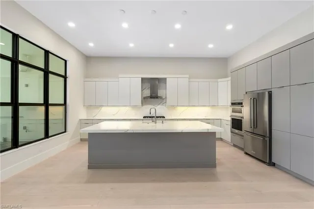 $1,925,000 | 9653 Moonflower Lane, Naples, FL 34114