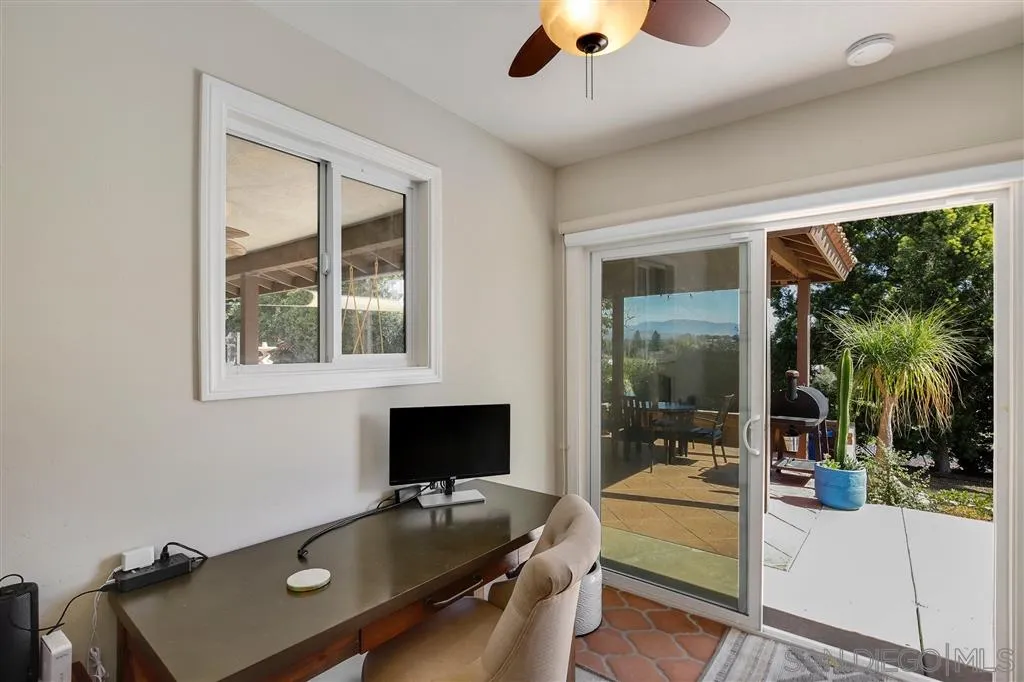 1285 Palomino Road Fallbrook, CA 92028 - Photo 19 of 25