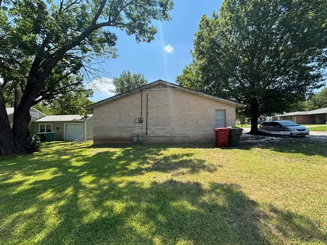 $950 | 1615 North Alexander Street, Unit 1619, Sherman, TX 75092