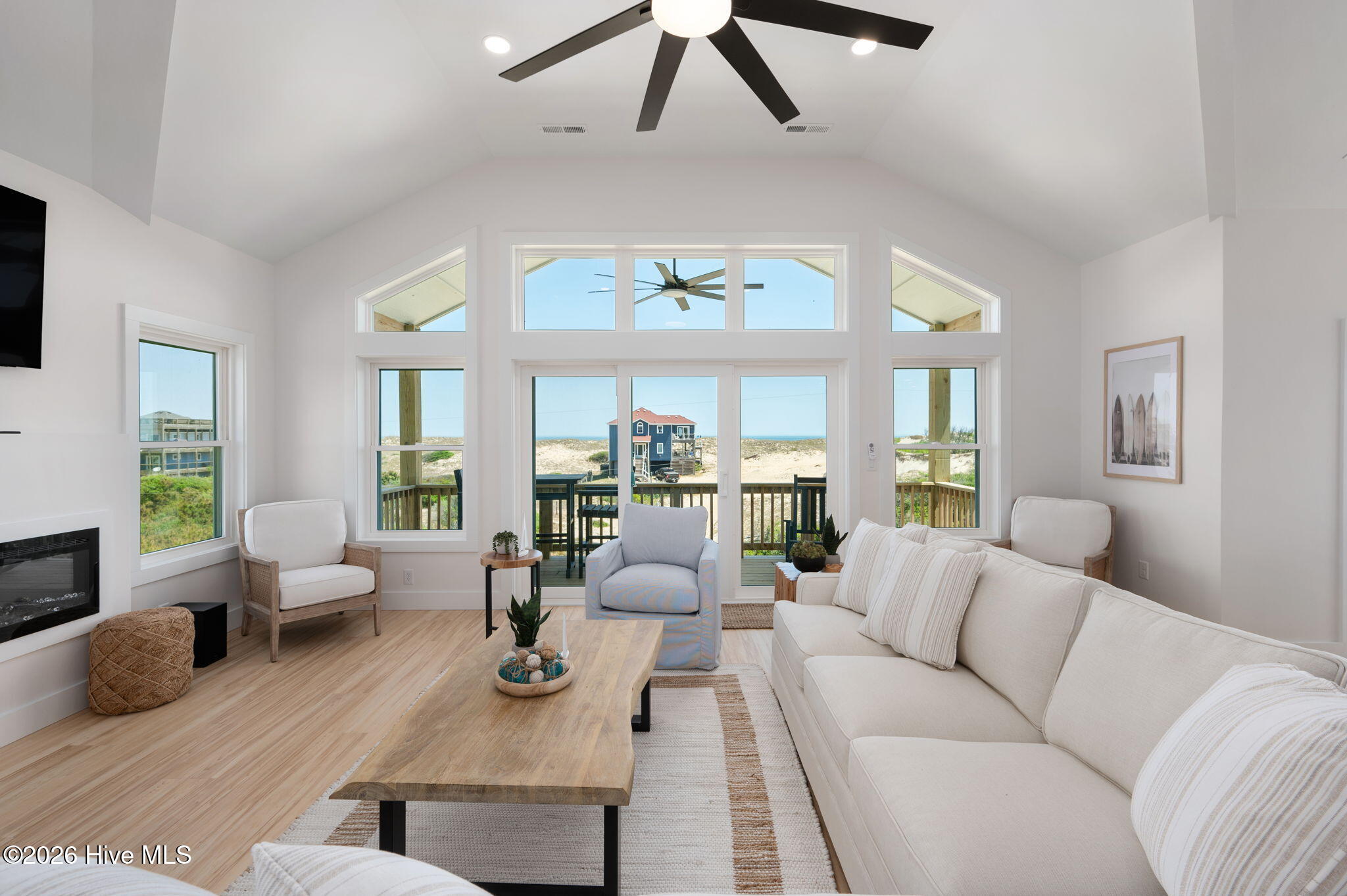 2230 Sandfiddler Road Corolla, NC 27927 - Photo 4 of 69 38-web-or-mls-2230-Sandfiddler-Rd-TL-Liv