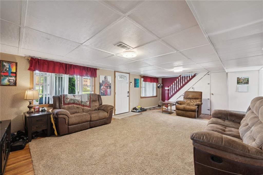 421 Dick Station Road Irwin, PA 15642 - Photo 5 of 36 Gallery Image 5