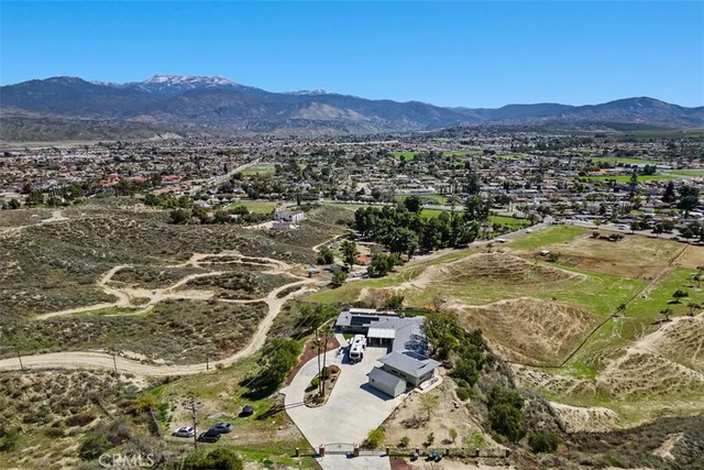 $999,999 | 300 Anderson Drive, Hemet, CA 92544
