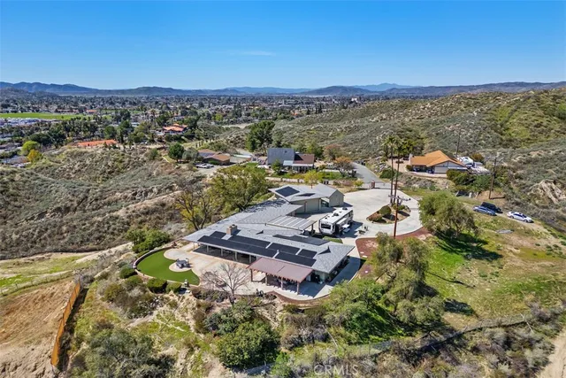 $999,999 | 300 Anderson Drive, Hemet, CA 92544