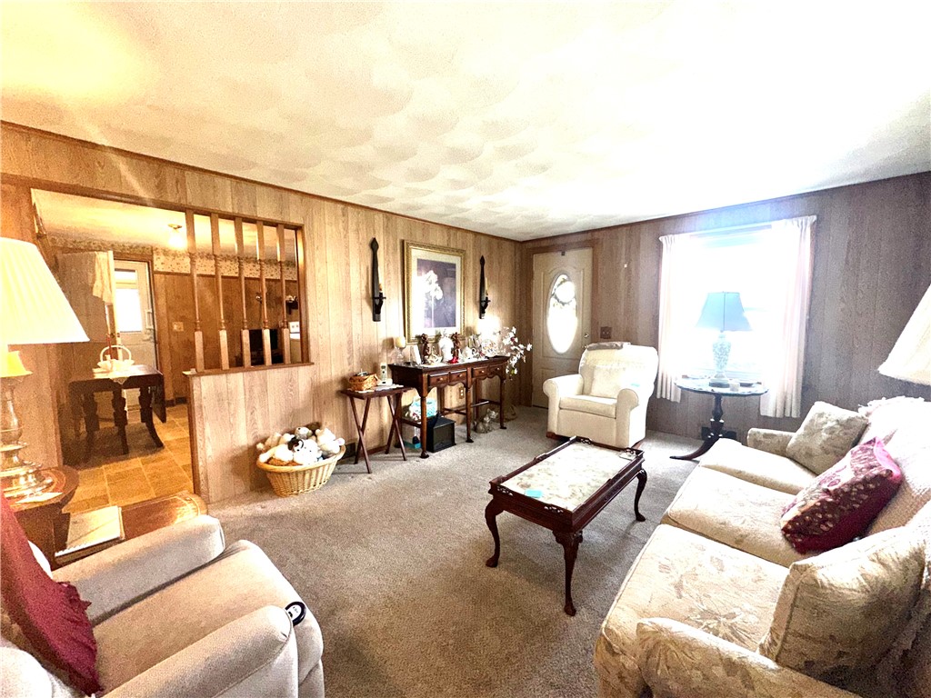 75 Kelly Street Lincoln, RI 02865 - Photo 6 of 36