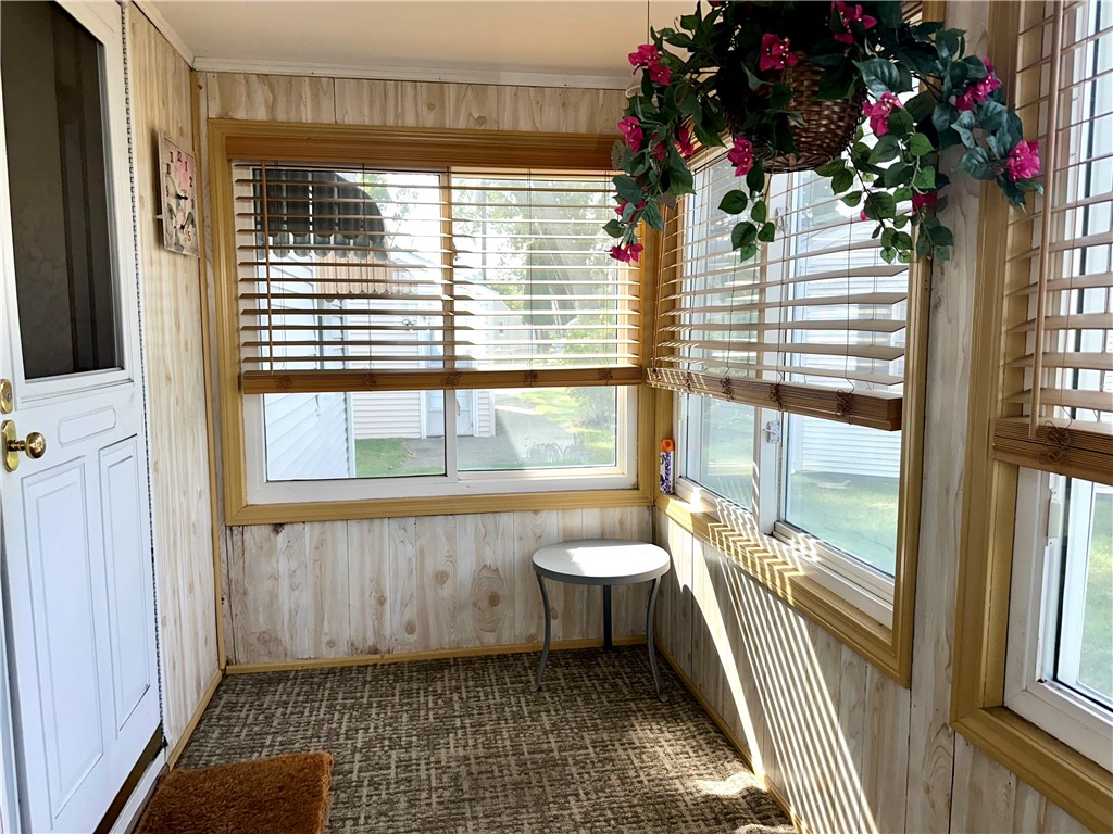 75 Kelly Street Lincoln, RI 02865 - Photo 9 of 36