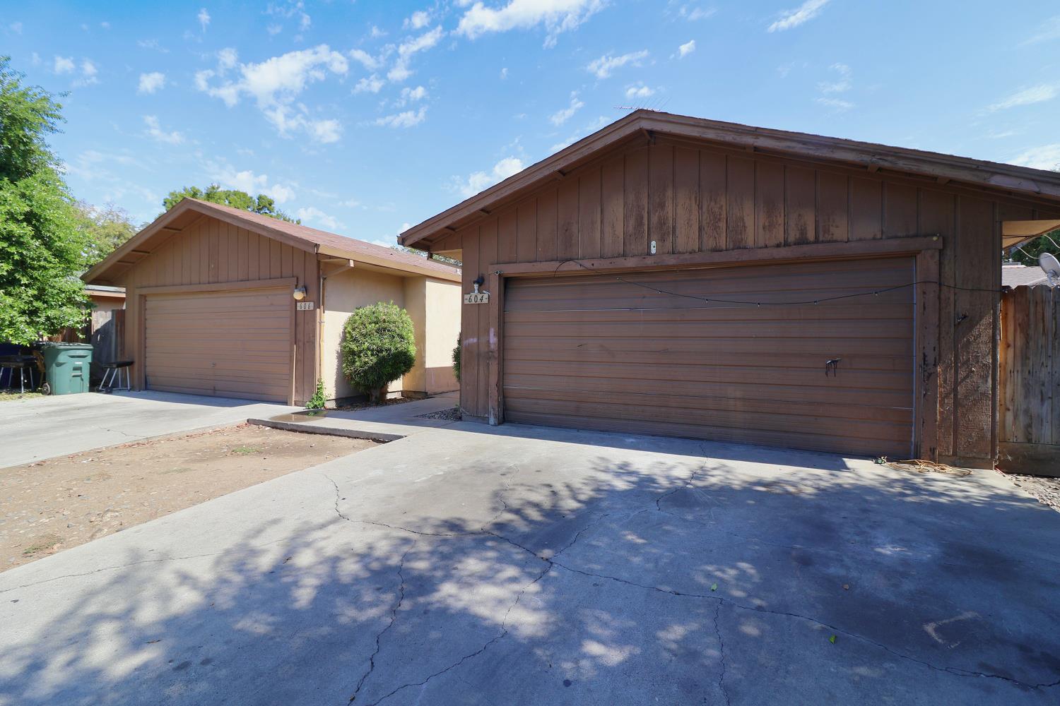 604 Fort Sumpter Drive Modesto, CA 95354 - Photo 6 of 10 a front view of a house with a yard and garage