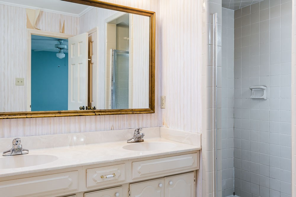 5413 Mapleridge Road Raleigh, NC 27609 - Photo 14 of 20 Photo 14