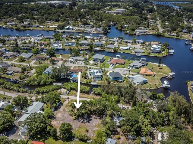 $450,000 | 817 2nd Avenue Northwest, Ruskin, FL 33570