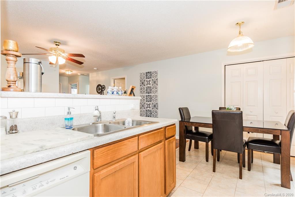6417 Sunman Road Charlotte, NC 28216 - Photo 11 of 19 Gallery Image 11