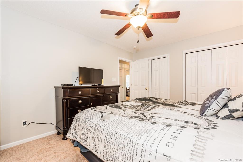 6417 Sunman Road Charlotte, NC 28216 - Photo 13 of 19 Gallery Image 13