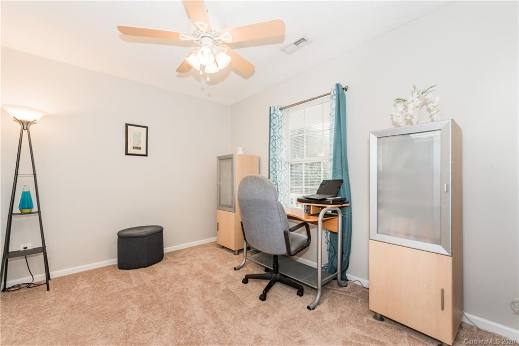 6417 Sunman Road Charlotte, NC 28216 - Photo 17 of 19 Gallery Image 17
