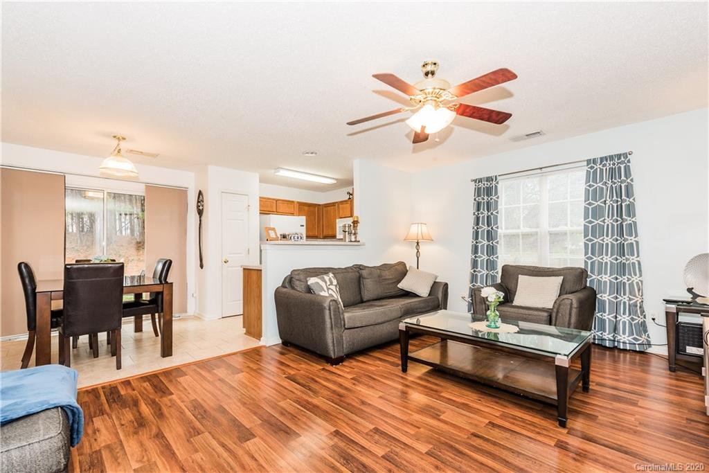 6417 Sunman Road Charlotte, NC 28216 - Photo 3 of 19 Gallery Image 3