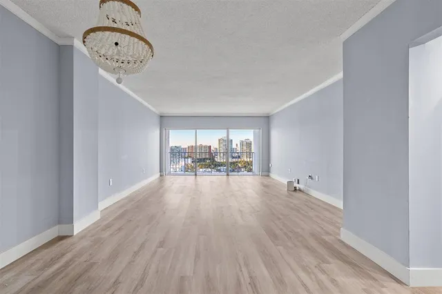 $389,000 | 500 Bayview Drive, Unit 2023, Sunny Isles Beach, FL 33160