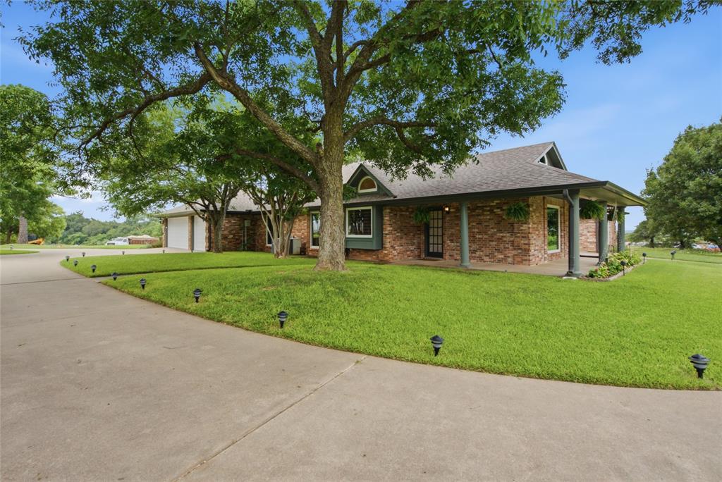 152 Fox Road Weatherford, TX 76088 - Photo 4 of 40