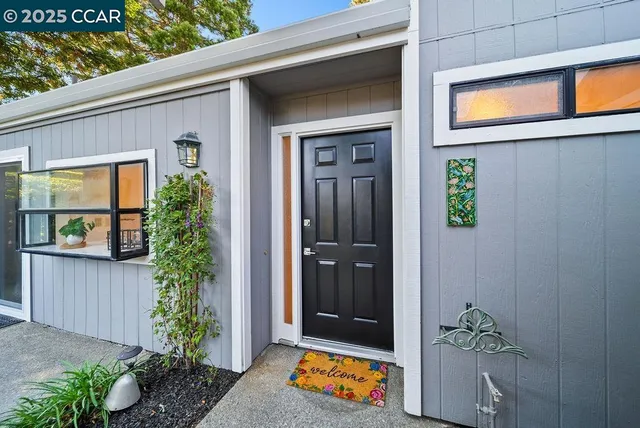 $949,000 | 1899 Ascot Drive, Moraga, CA 94556