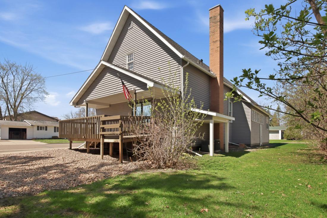 104 East Barker Street Rice Lake, WI 54868 - Photo 5 of 35