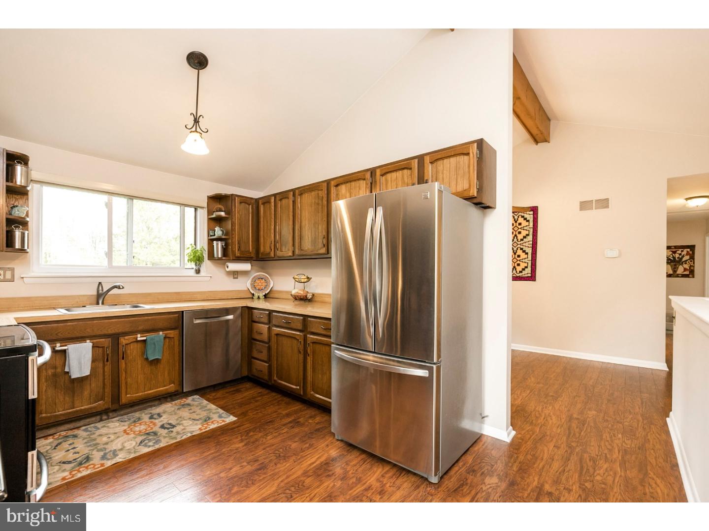 137 Merlin Road Phoenixville, PA 19460 - Photo 10 of 25 Kitchen
