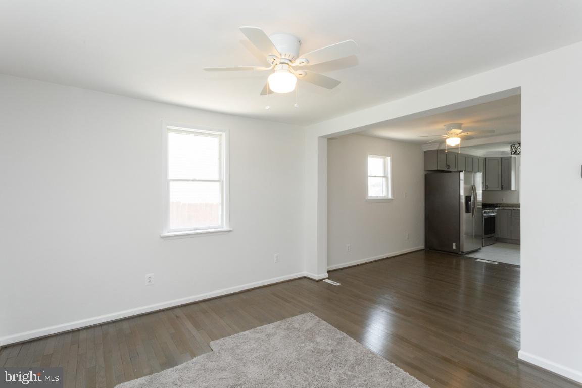 1706 Brookview Road Baltimore, MD 21222 - Photo 11 of 35