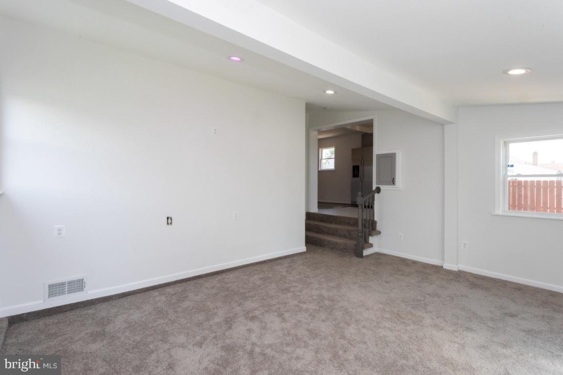 1706 Brookview Road Baltimore, MD 21222 - Photo 23 of 35