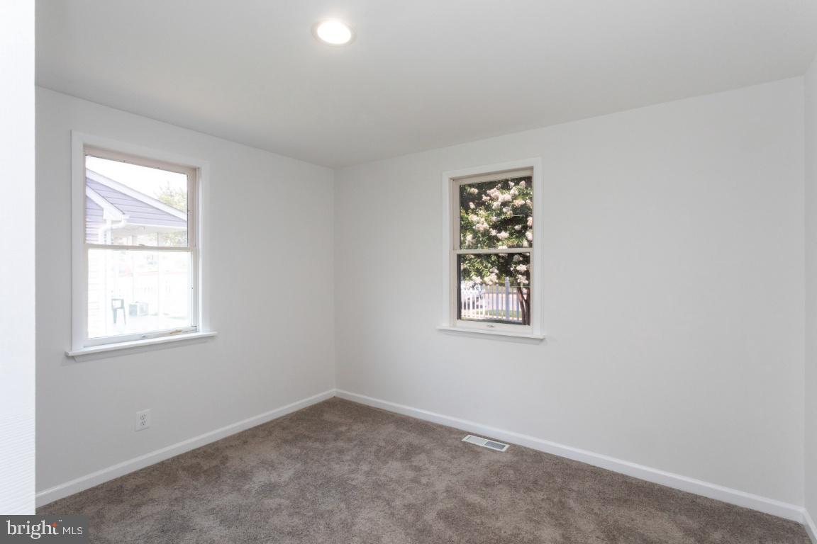 1706 Brookview Road Baltimore, MD 21222 - Photo 27 of 35