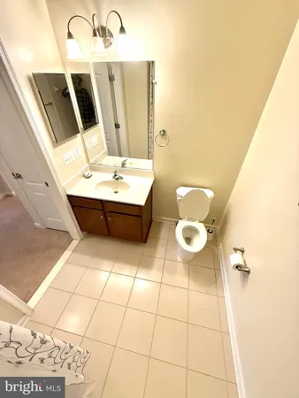$375,000 | 1406 Wigeon Way, Unit 303, Gambrills, MD 21054
