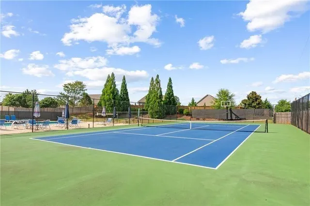 a view of a tennis court