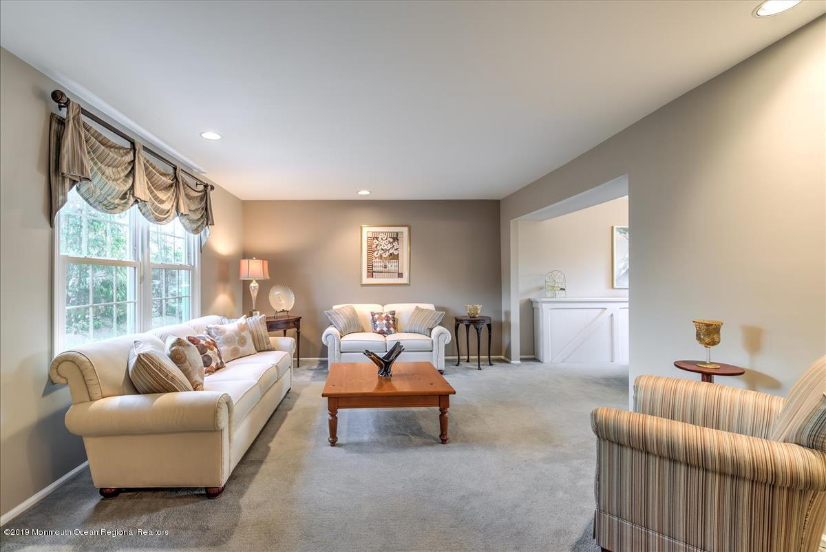 8 Regal Road Manalapan, NJ 07726 - Photo 3 of 24 02-LIVING_ROOM