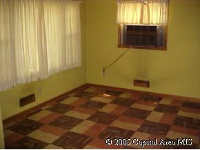 11 Melody Lane Springfield, IL 62702 - Photo 5 of 9 Gallery Image 5