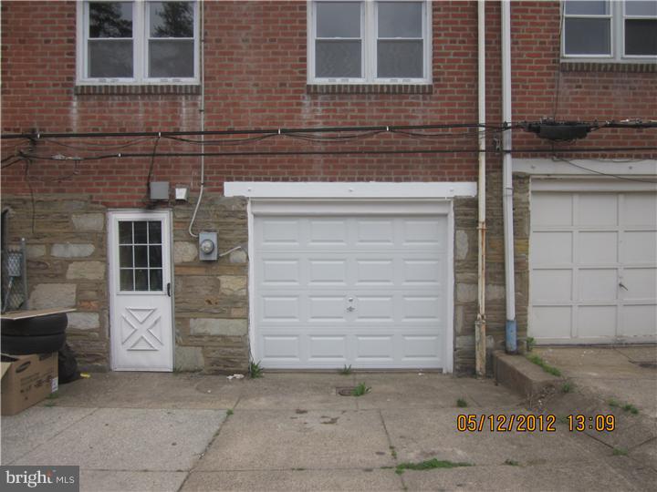 7924 Temple Road Philadelphia, PA 19150 - Photo 21 of 24 Garage
