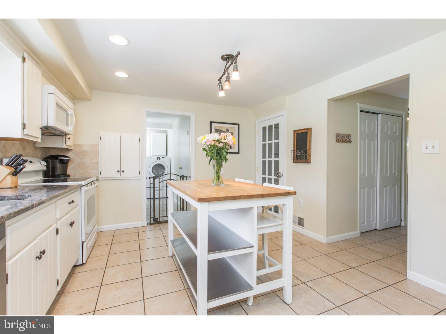 1525 Township Line Road Blue Bell, PA 19422 - Photo 8 of 25 Kitchen