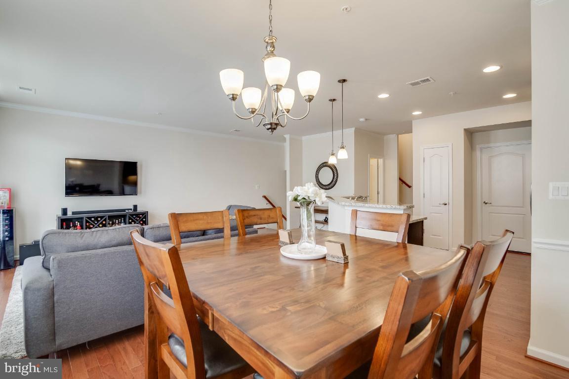 4706 Dane Ridge Circle Woodbridge, VA 22193 - Photo 2 of 30 Gallery Image 2