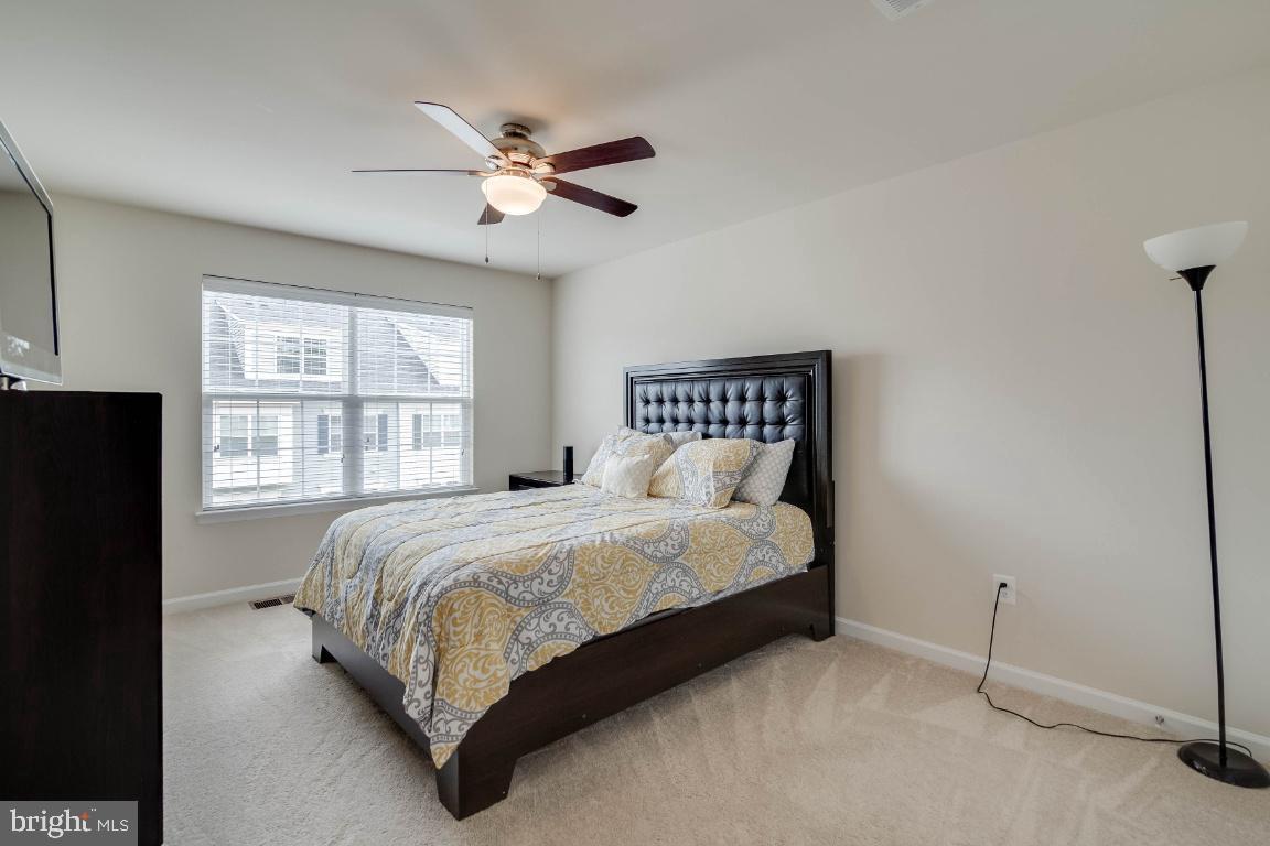 4706 Dane Ridge Circle Woodbridge, VA 22193 - Photo 15 of 30 Gallery Image 15