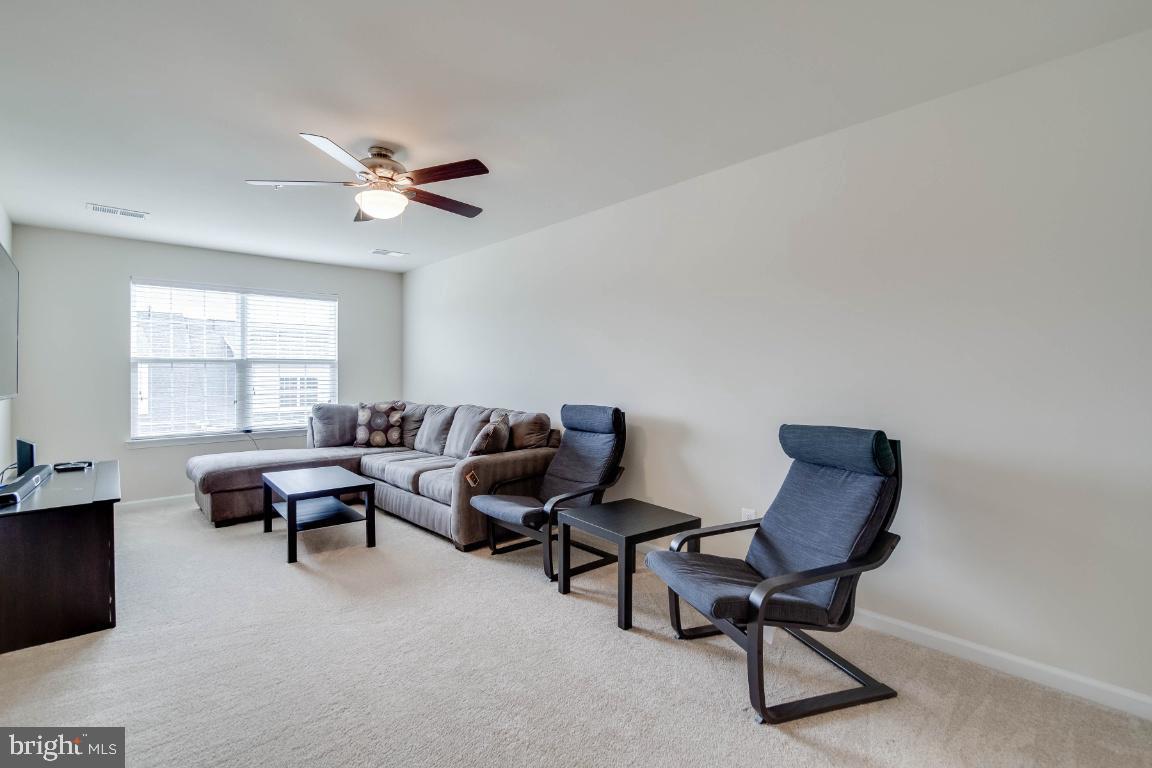 4706 Dane Ridge Circle Woodbridge, VA 22193 - Photo 22 of 30 Gallery Image 22