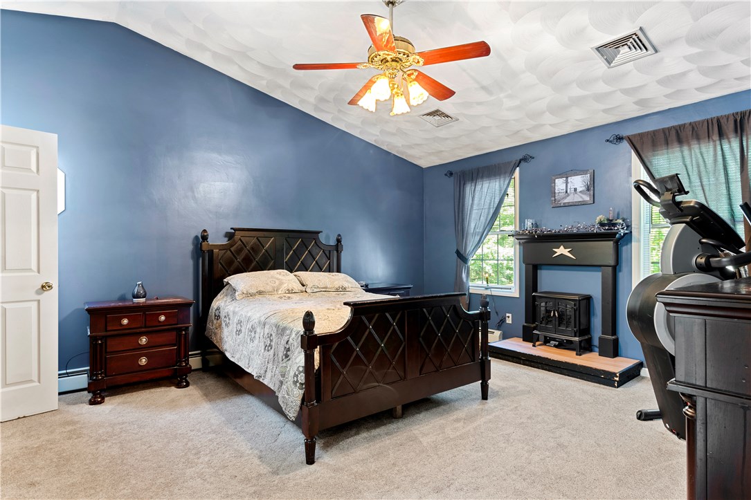 78 Olney Keach Road Glocester, RI 02814 - Photo 15 of 44