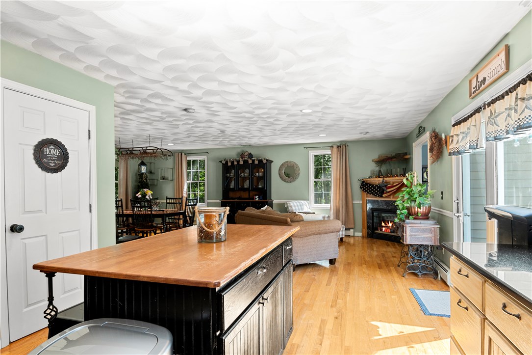 78 Olney Keach Road Glocester, RI 02814 - Photo 10 of 44