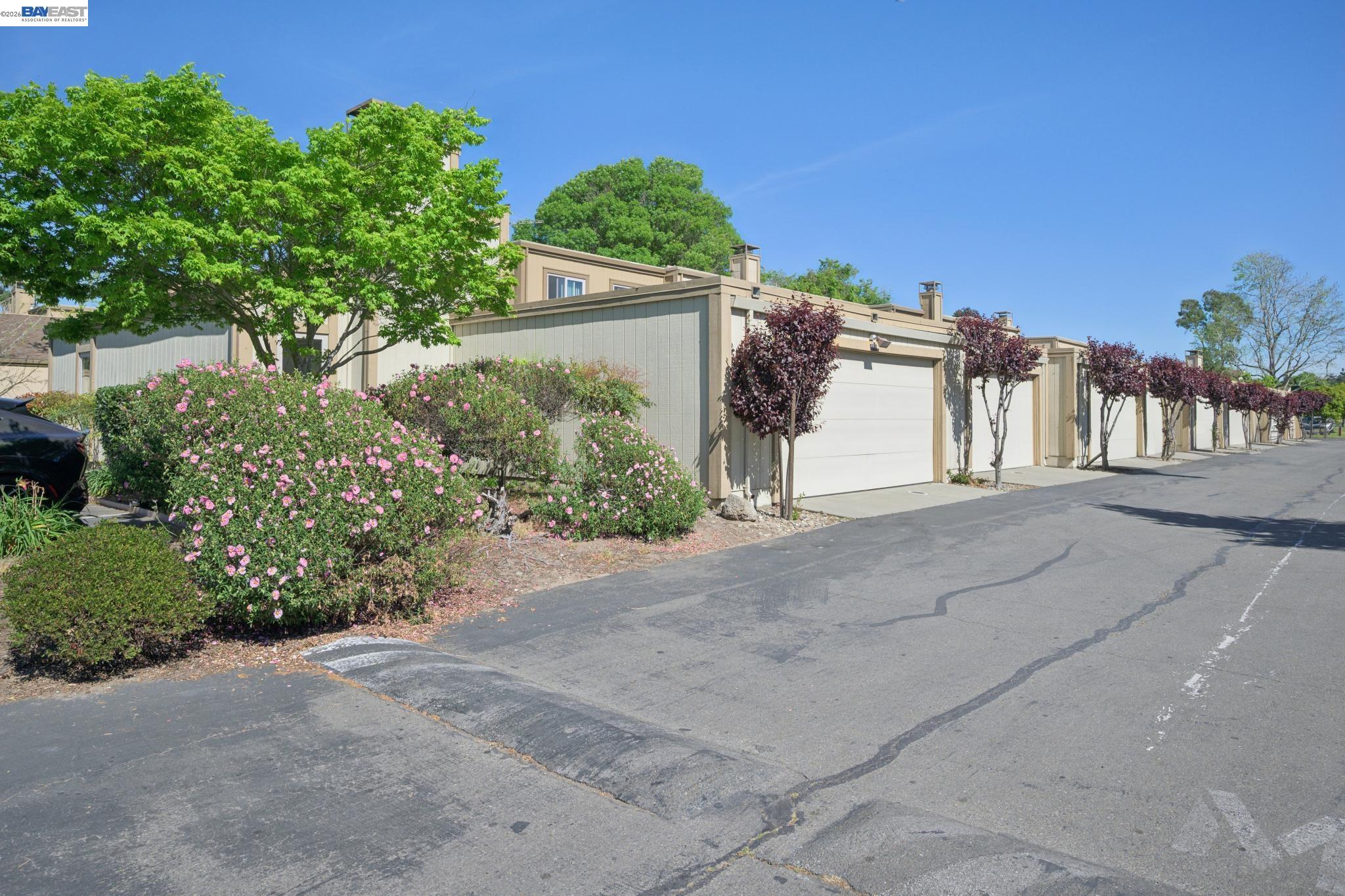 3201 Phoenix Lane Alameda, CA 94502 - Photo 39 of 58