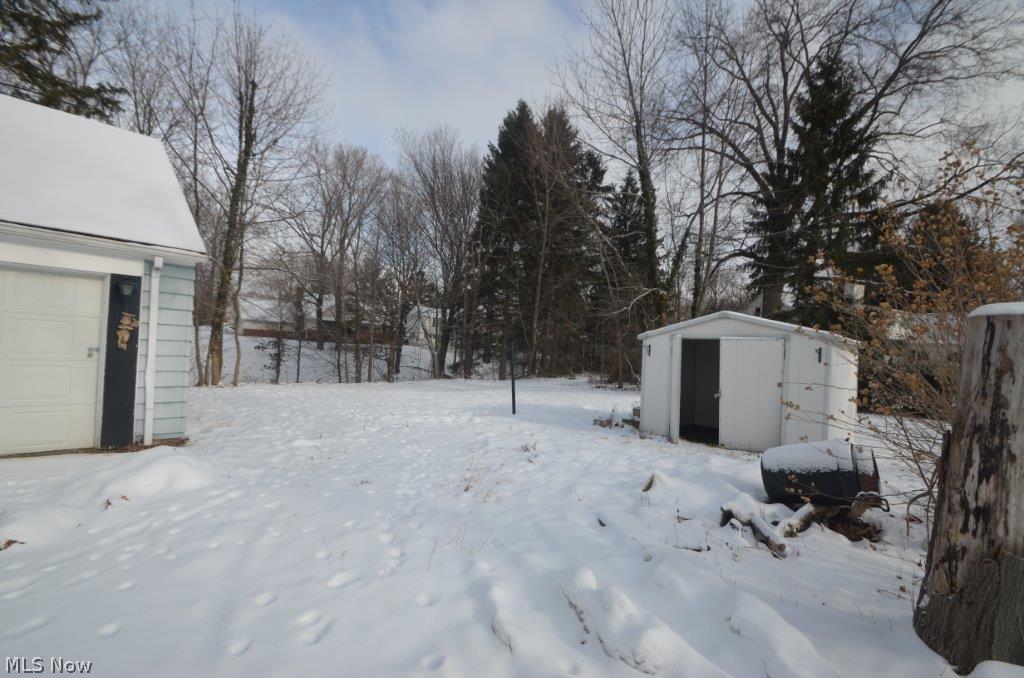 19770 Delaware Road Euclid, OH 44117 - Photo 5 of 16