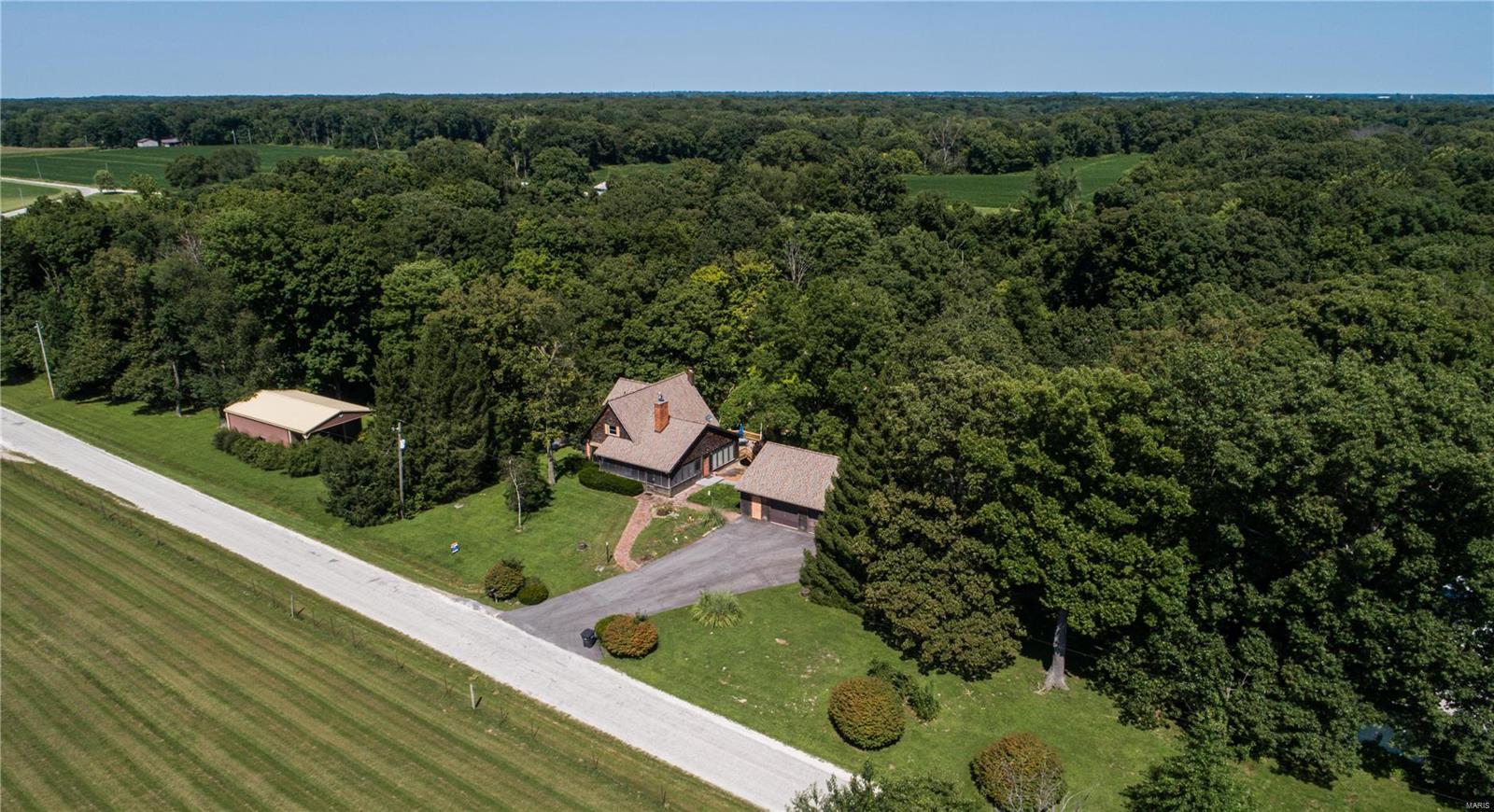 514 Huette Road Bunker Hill, IL 62014 - Photo 2 of 35